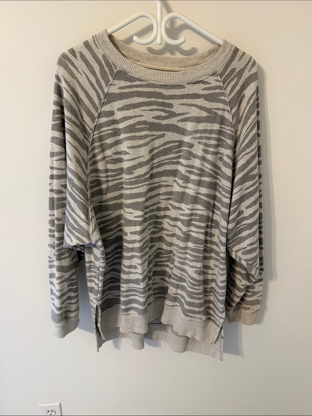 American Eagle Outfitters Gray Zebra-Print Crewneck Sweater